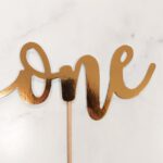One Gold caketopper +€7,50